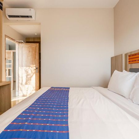 Dejavu 2.0 Hotel Bajo Komodo ラブハン・バジョ エクステリア 写真