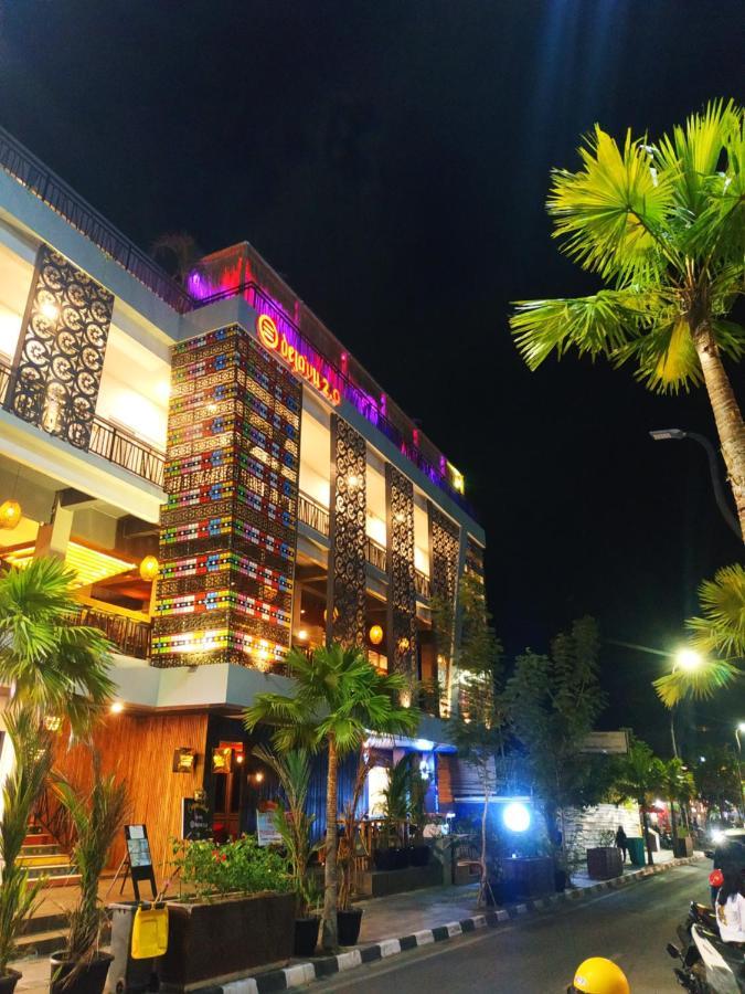 Dejavu 2.0 Hotel Bajo Komodo ラブハン・バジョ エクステリア 写真