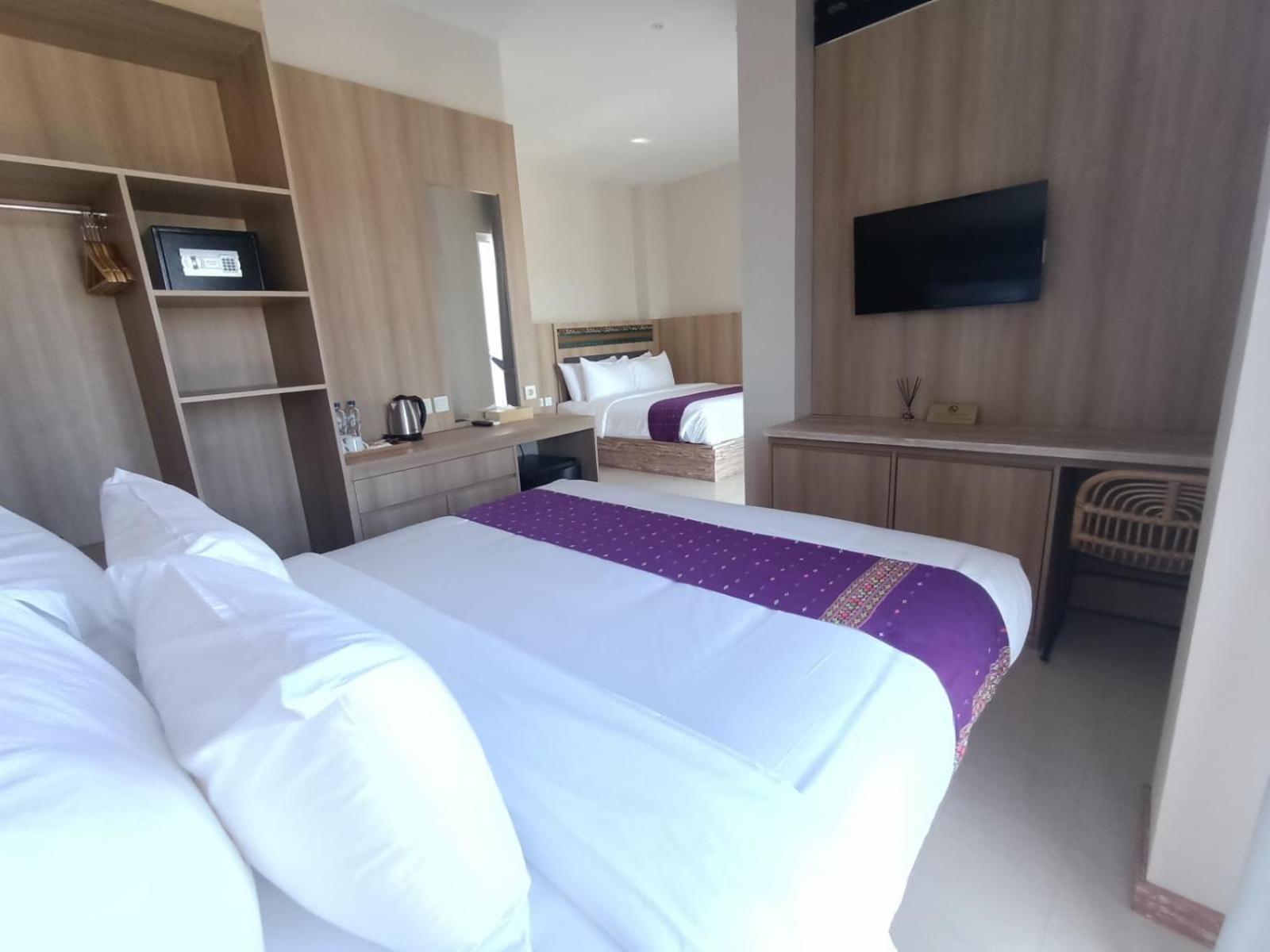 Dejavu 2.0 Hotel Bajo Komodo ラブハン・バジョ エクステリア 写真