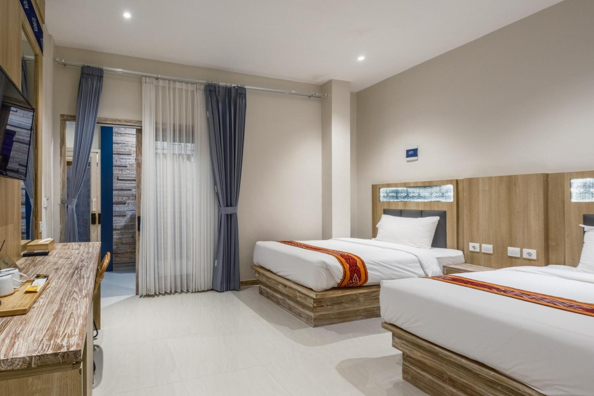 Dejavu 2.0 Hotel Bajo Komodo ラブハン・バジョ エクステリア 写真