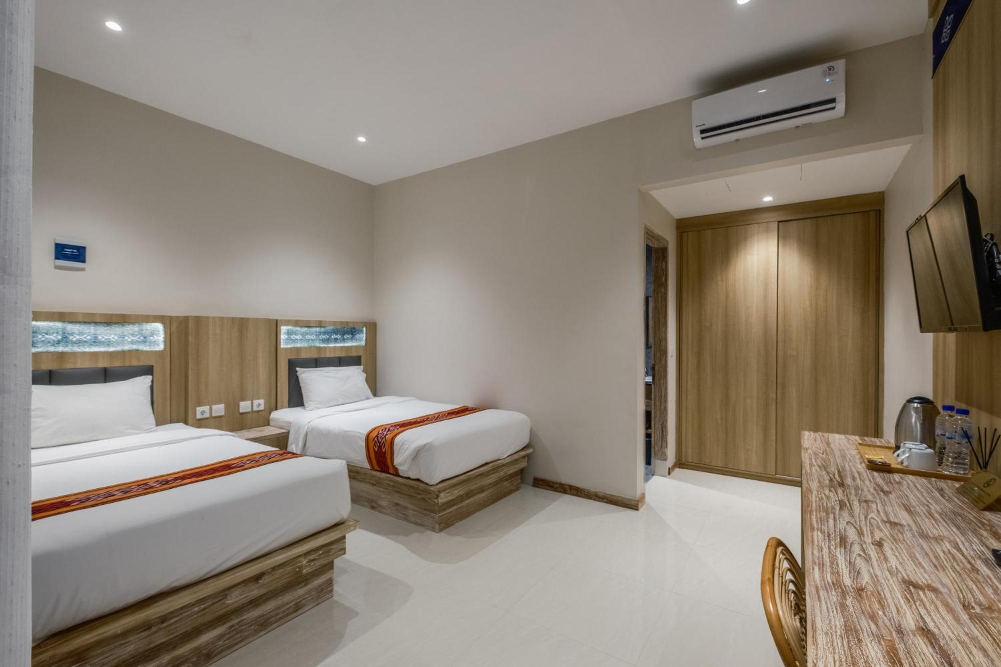 Dejavu 2.0 Hotel Bajo Komodo ラブハン・バジョ エクステリア 写真